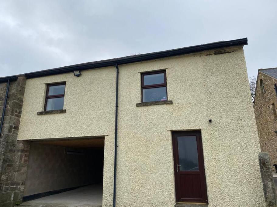 The Hayloft At Wrampool Farm Apartamento Preston  Exterior foto