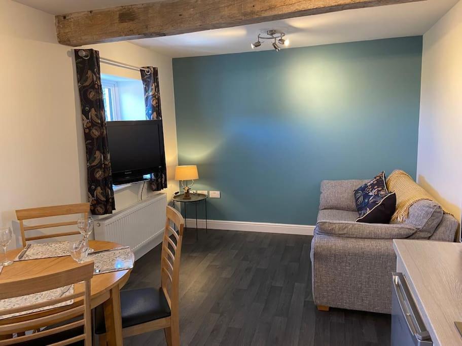 The Hayloft At Wrampool Farm Apartamento Preston  Exterior foto